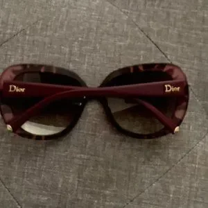 Christian Dior Tie Dye1 Sunglasses in purple flower frame Dior | Accessories | Christian Dior Tie Dye Sunglasses In  main image 2